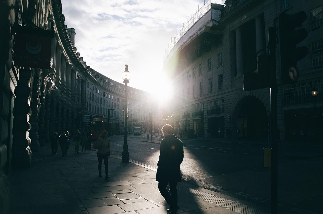 découvrez comment créer une société à responsabilité limitée (ltd) à londres rapidement et facilement. guide complet pour la formation d'une ltd company à londres avec conseils pratiques et ressources indispensables.